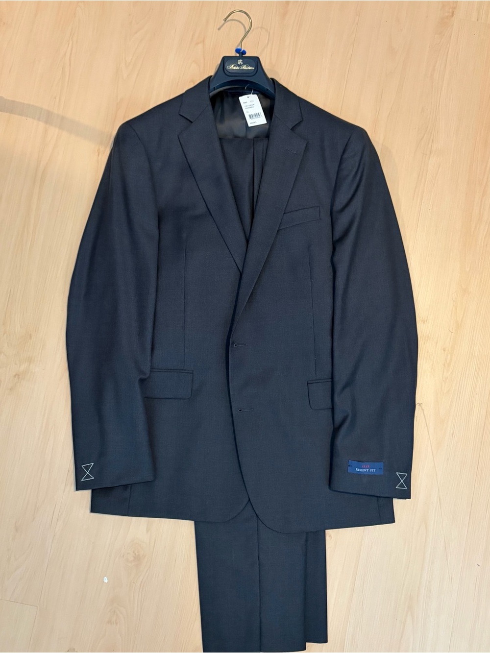 NWT Brooks Brothers Charcoal Birdseye Suit